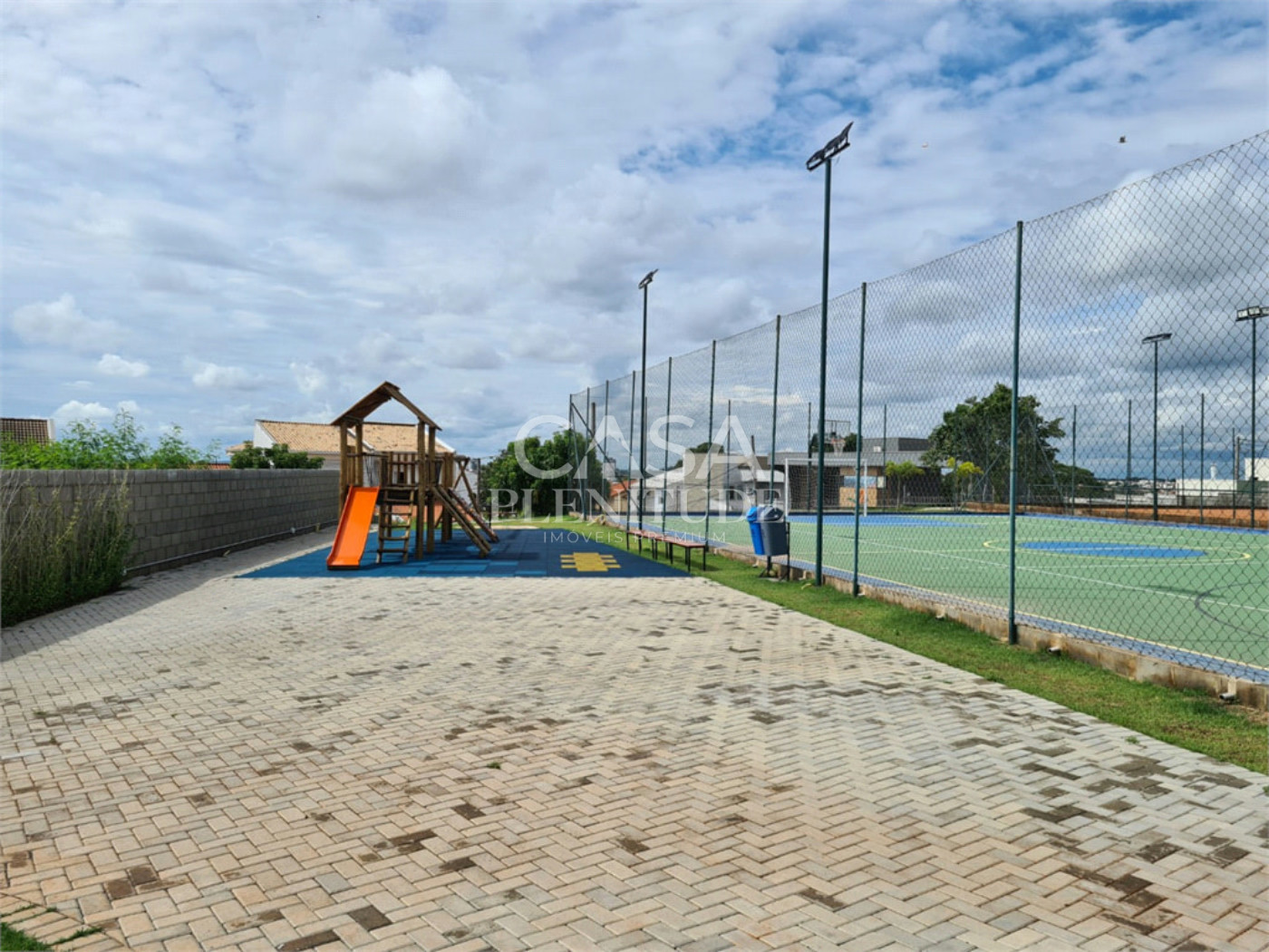 Terreno em condomínio à venda em Jardim Vila São Domingos, Sorocaba, SP