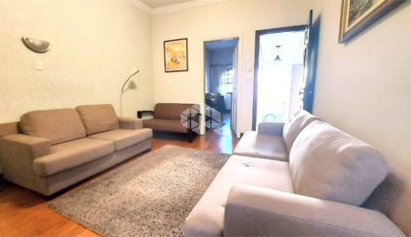 Casa à venda com 4 quartos, sendo 1 suíte,  em Lapa, São Paulo, SP