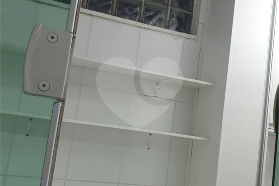 Casa à venda com 2 suítes no condomínio Residencial Maracujás, São Paulo - SP