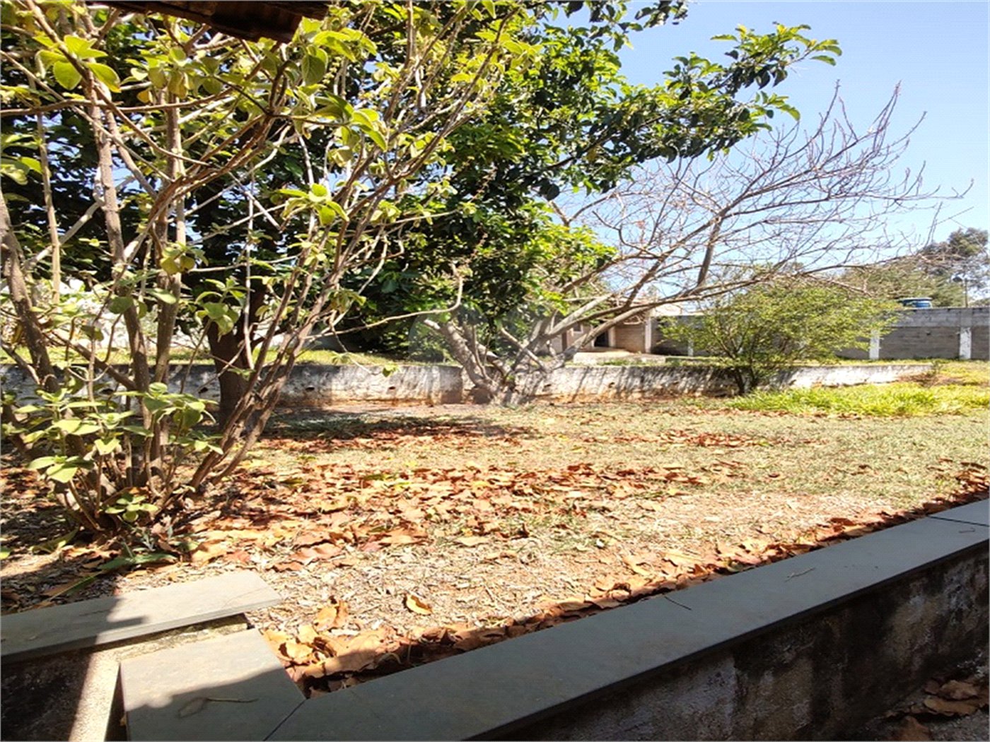 Chácara à venda com 5 quartos, sendo 3 suítes, em Chácaras Fernão Dias, Atibaia, SP