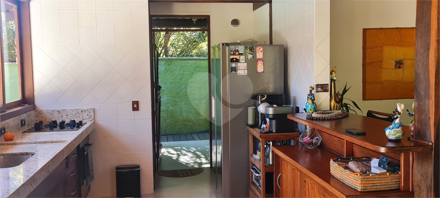 Casa à venda com 4 suítes em Serra da Cantareira, Mairiporã, SP