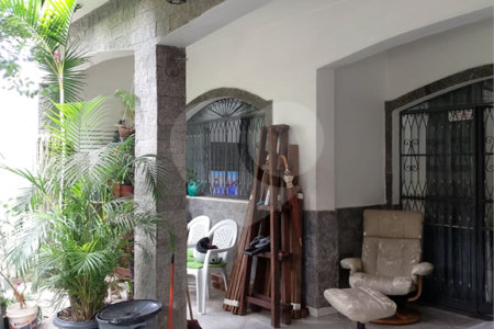 Casa à venda com 3 quartos, sendo 1 suíte, em Campo Grande, Rio de Janeiro, RJ