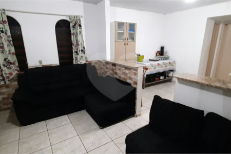 Chácara à venda com 4 quartos, sendo 2 suítes, em Distrito Industrial, Uberlândia, MG