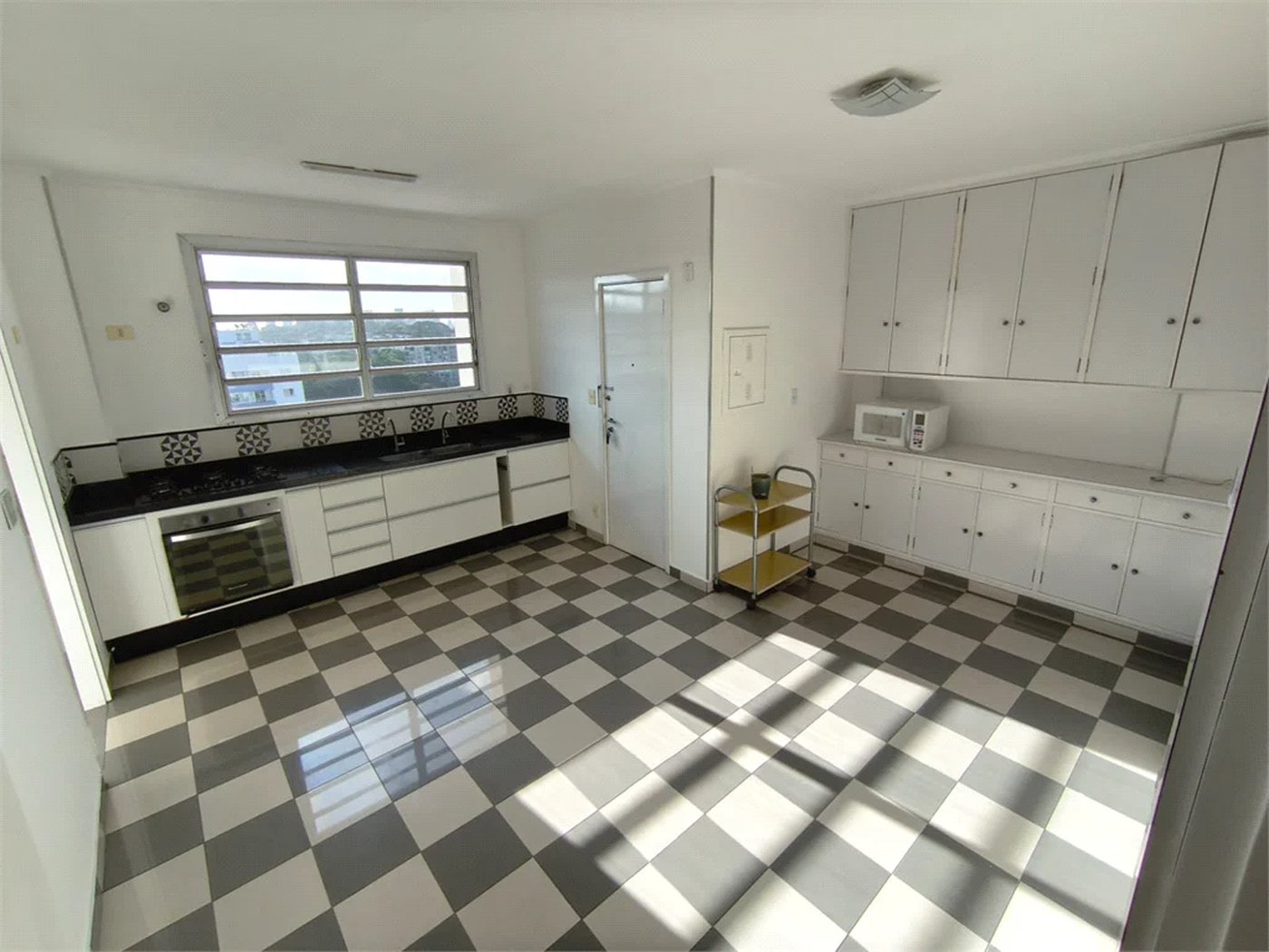 Apartamento à venda com 3 quartos, sendo 1 suíte, em Lapa, São Paulo, SP