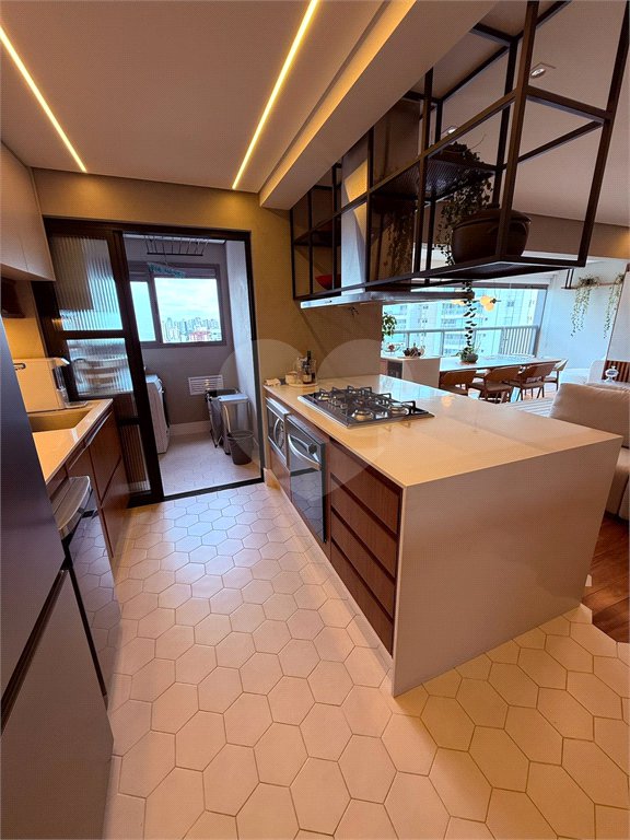 Apartamento à venda com 3 quartos, sendo 1 suíte, em Vila Mariana, São Paulo, SP