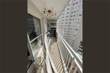 Apartamento à venda com 2 quartos, sendo 1 suíte, em Água Branca, São Paulo, SP