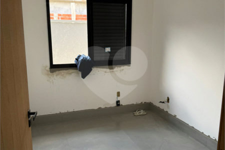 Casa à venda com 3 suítes no condomínio Reserva Central Parque, Salto - SP
