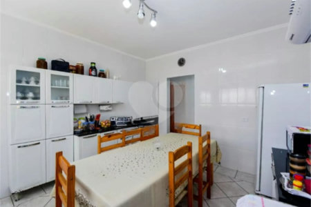 Casa à venda com 3 quartos, sendo 1 suíte,  em Jardim Aida, Guarulhos, SP