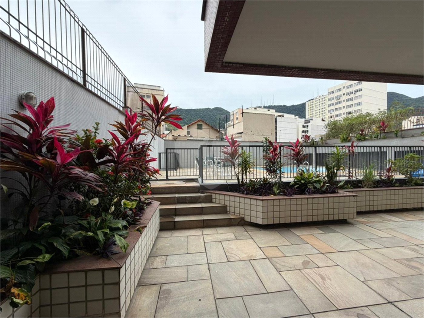 Apartamento à venda com 4 quartos, sendo 1 suíte,  em Tijuca, Rio de Janeiro, RJ