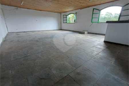 Chácara à venda com 3 quartos, sendo 1 suíte,  em Do Carmo (canguera), São Roque, SP