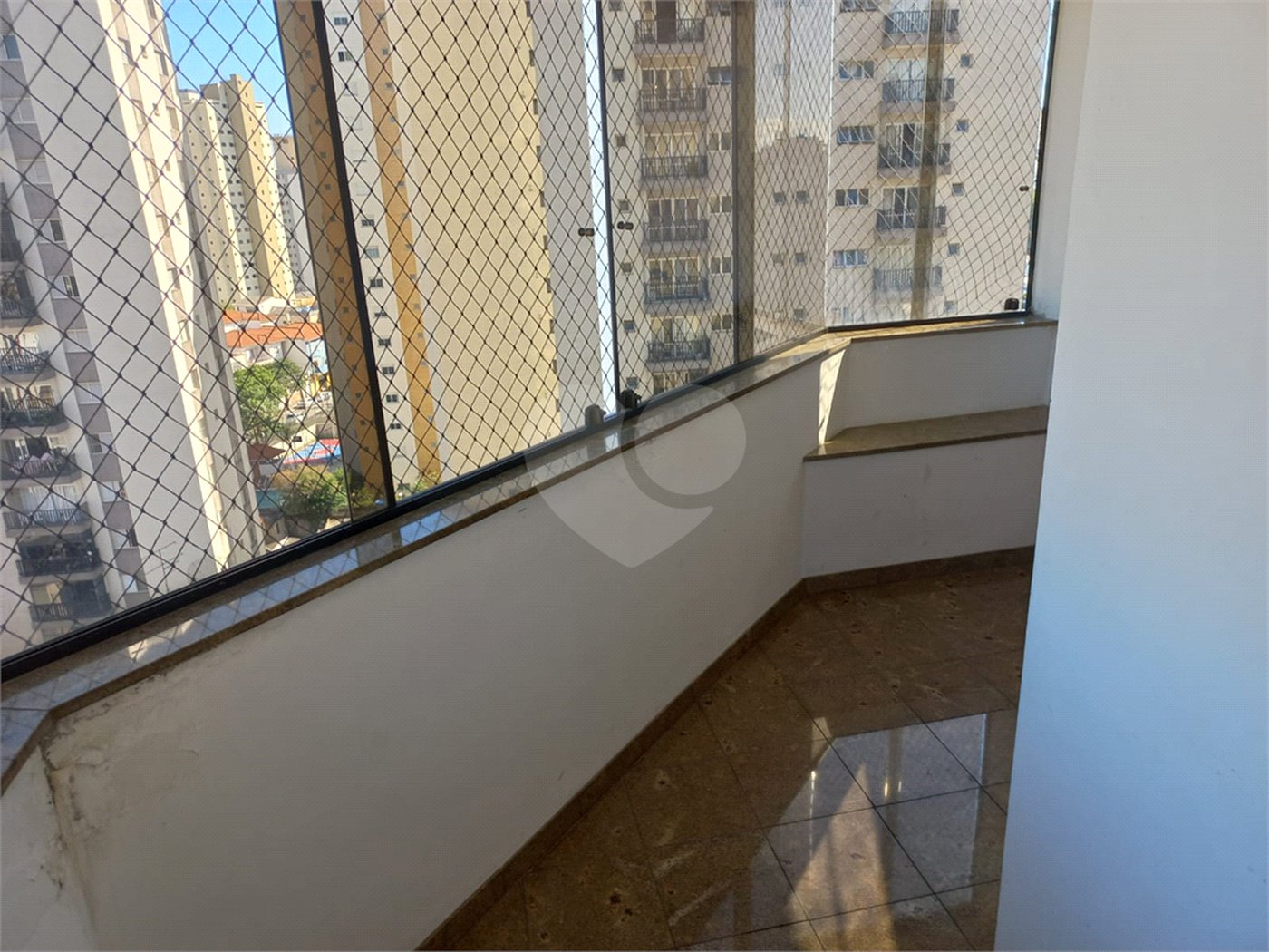 Apartamento à venda com 3 quartos, sendo 2 suítes, em Santana, São Paulo, SP