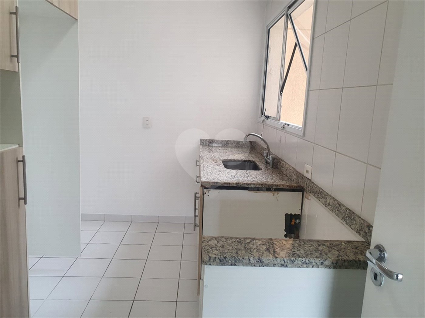 Apartamento à venda com 3 quartos, sendo 1 suíte, em Granja Julieta, São Paulo, SP