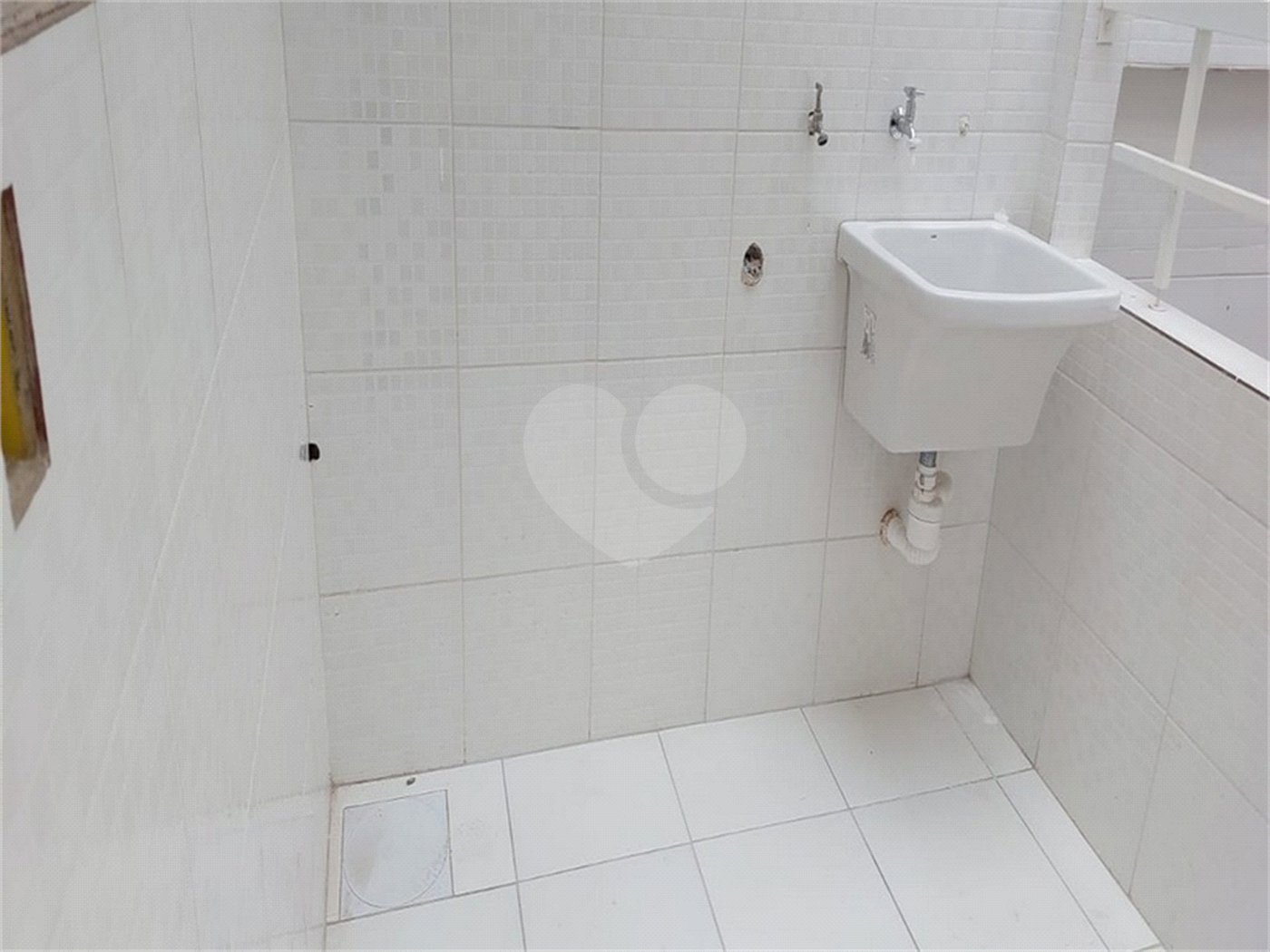 Sobrado à venda com 3 quartos, sendo 2 suítes, em Vila Paulicéia, São Paulo, SP