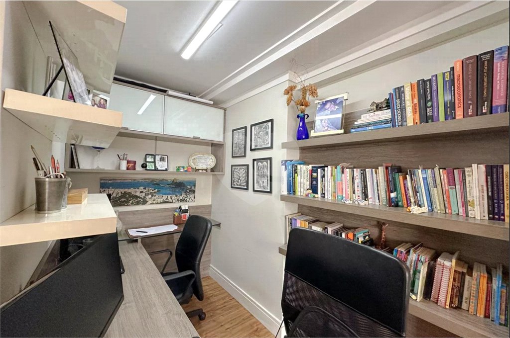 Apartamento à venda com 2 quartos, sendo 1 suíte,  em Água Branca, São Paulo, SP