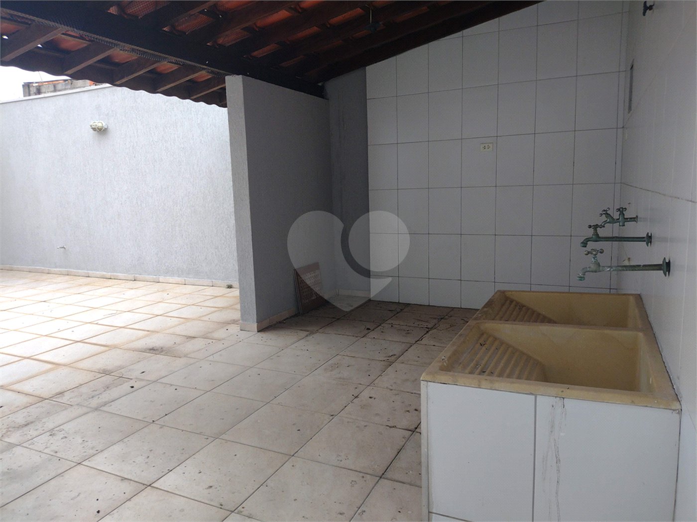 Casa à venda com 3 quartos, sendo 1 suíte,  em Mogi Moderno, Mogi das Cruzes, SP