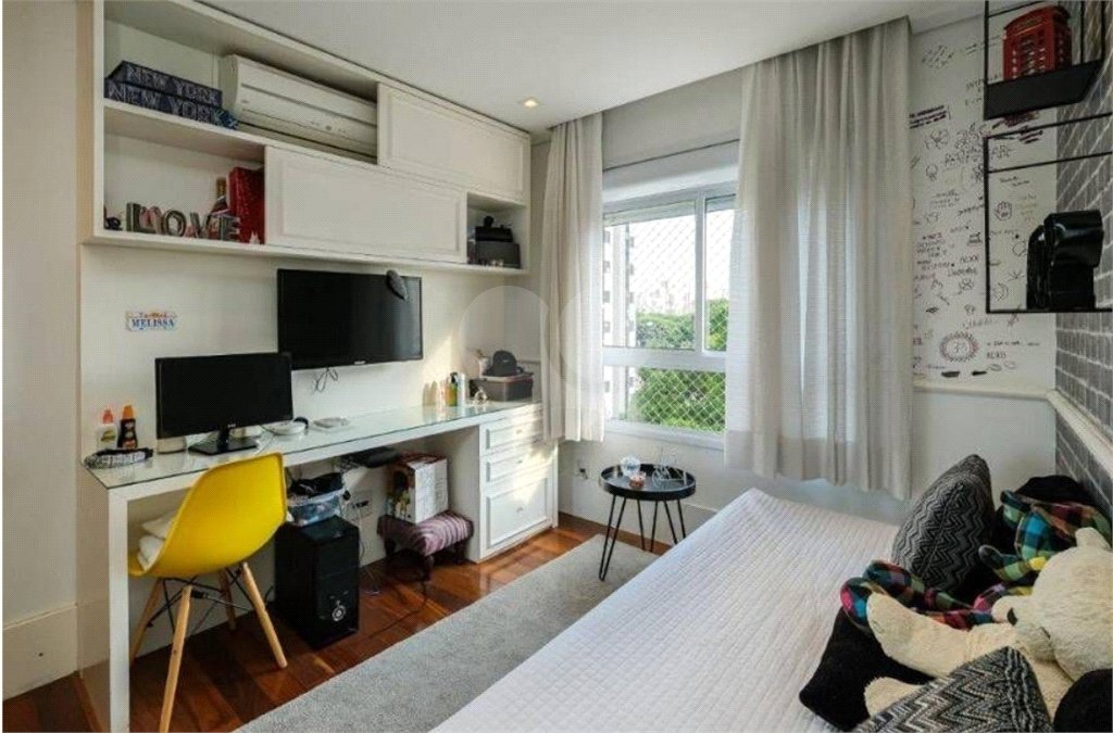 Apartamento à venda com 3 suítes em Vila Olímpia, São Paulo, SP