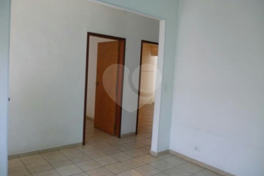 Casa Térrea à venda com 6 quartos em Vila Maria, São Paulo, SP