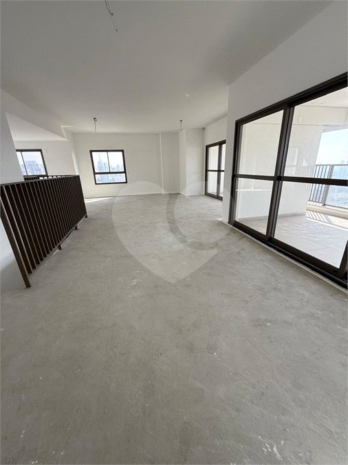 Apartamento à venda com 4 suítes em Vila Mariana, São Paulo, SP