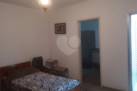 Casa a venda 333m² 2 dormitórios 2 suítes 4 banheiros Saúde-SP