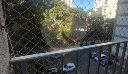 Apartamento para alugar com 4 quartos, sendo 1 suíte, em Vila Sônia, São Paulo, SP
