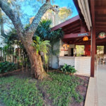 Casa à venda com 7 quartos, sendo 4 suítes, no condomínio Riviera de Santa Cristina XIII, Paranapanema - SP