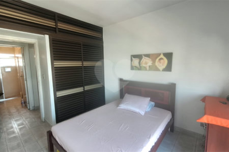 Apartamento à venda com 1 quarto no Centro, Mongaguá, SP