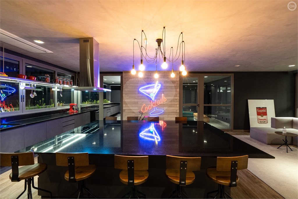 Apartamento à venda ou para alugar com 1 quarto em Pinheiros, São Paulo, SP