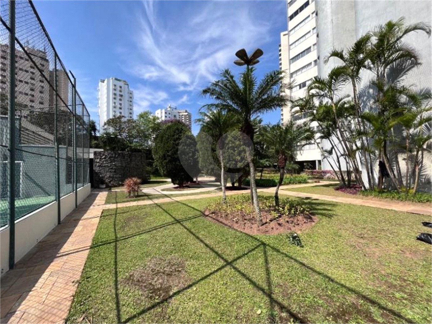 Apartamento à venda com 4 quartos, sendo 2 suítes, em Vila Suzana, São Paulo, SP