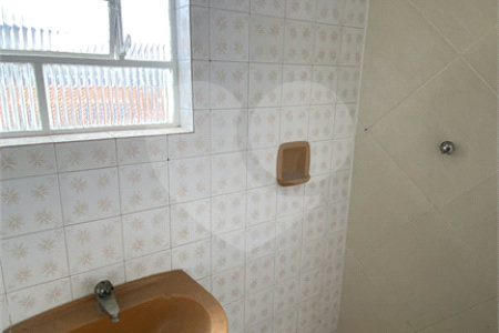 Sobrado à venda com 3 quartos, sendo 1 suíte, em Interlagos, São Paulo, SP