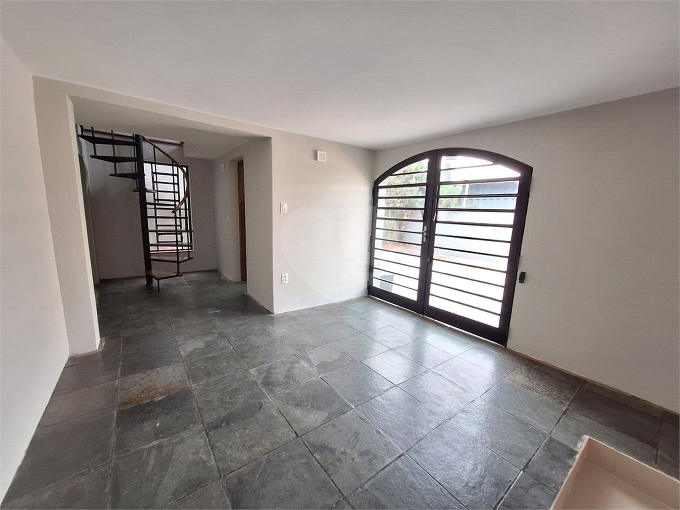Casa para alugar com 5 quartos no Centro, Vinhedo, SP