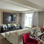 Apartamento à venda com 4 suítes em Real Parque, São Paulo, SP
