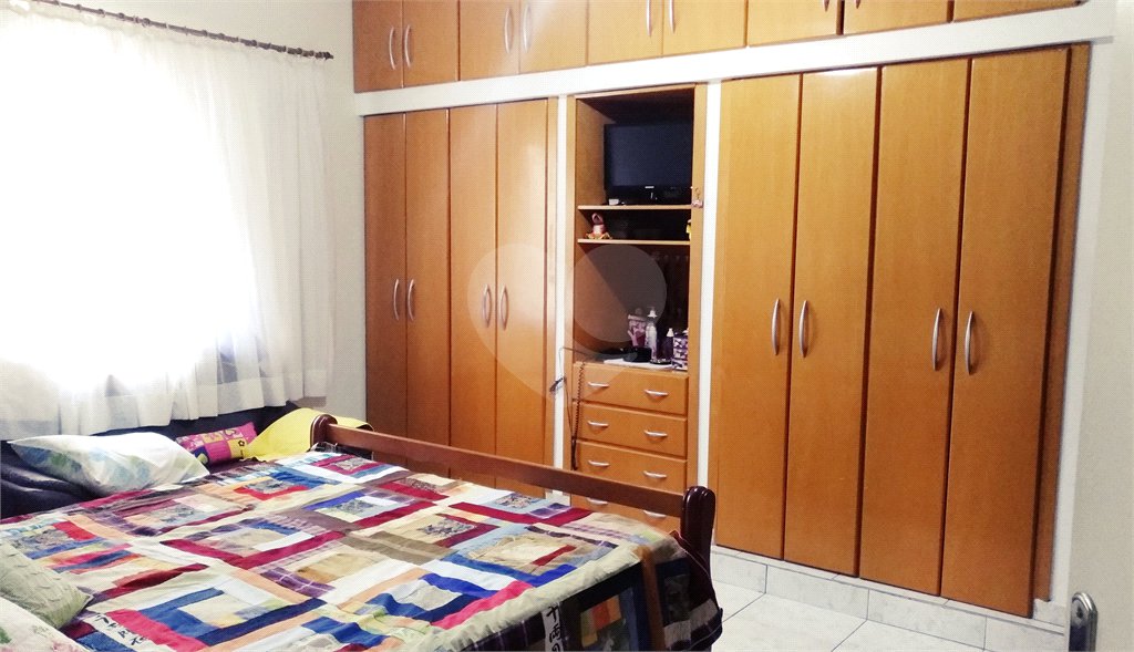 Casa à venda com 4 quartos, sendo 2 suítes,  em Vila Romero, São Paulo, SP