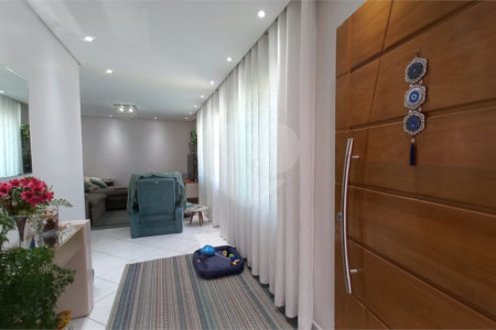 Casa à venda com 3 quartos, sendo 1 suíte, em Jardim Franca, São Paulo, SP