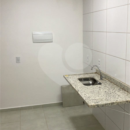 Apartamento à venda com 2 quartos, sendo 1 suíte,  em Jardim dos Manacás, Araraquara, SP
