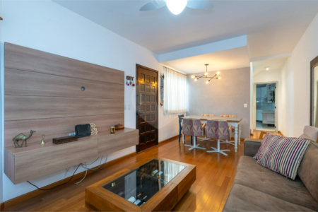 Sobrado à venda com 3 quartos, sendo 1 suíte, em Vila Morse, São Paulo, SP