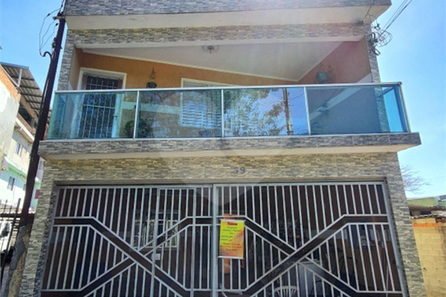 Sobrado à venda com 3 quartos em Tremembé, São Paulo, SP