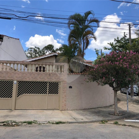 Casa à venda com 4 quartos, sendo 1 suíte, em Jardim Rosália Alcolea, Sorocaba, SP