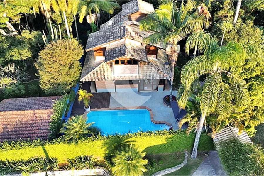 Casa à venda com 4 suítes em Serra da Cantareira, Mairiporã, SP