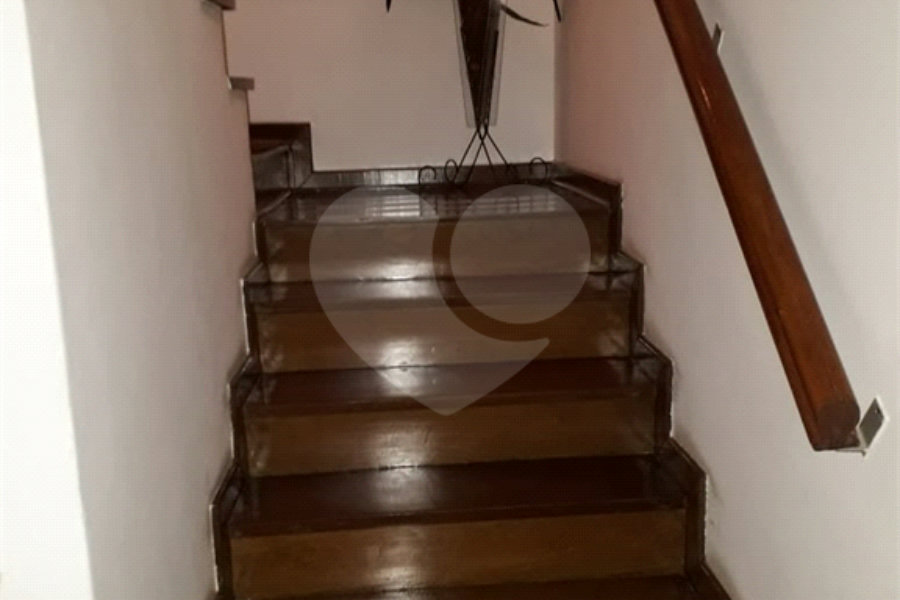 Sobrado à venda com 4 quartos, sendo 1 suíte, em Tremembé, São Paulo, SP