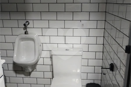 Sobrado à venda com 3 quartos, sendo 1 suíte,  em Alves Dias, São Bernardo do Campo, SP