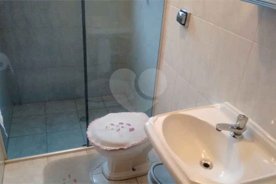 Sobrado à venda com 3 quartos, sendo 1 suíte, em Vila Galvão, Guarulhos, SP