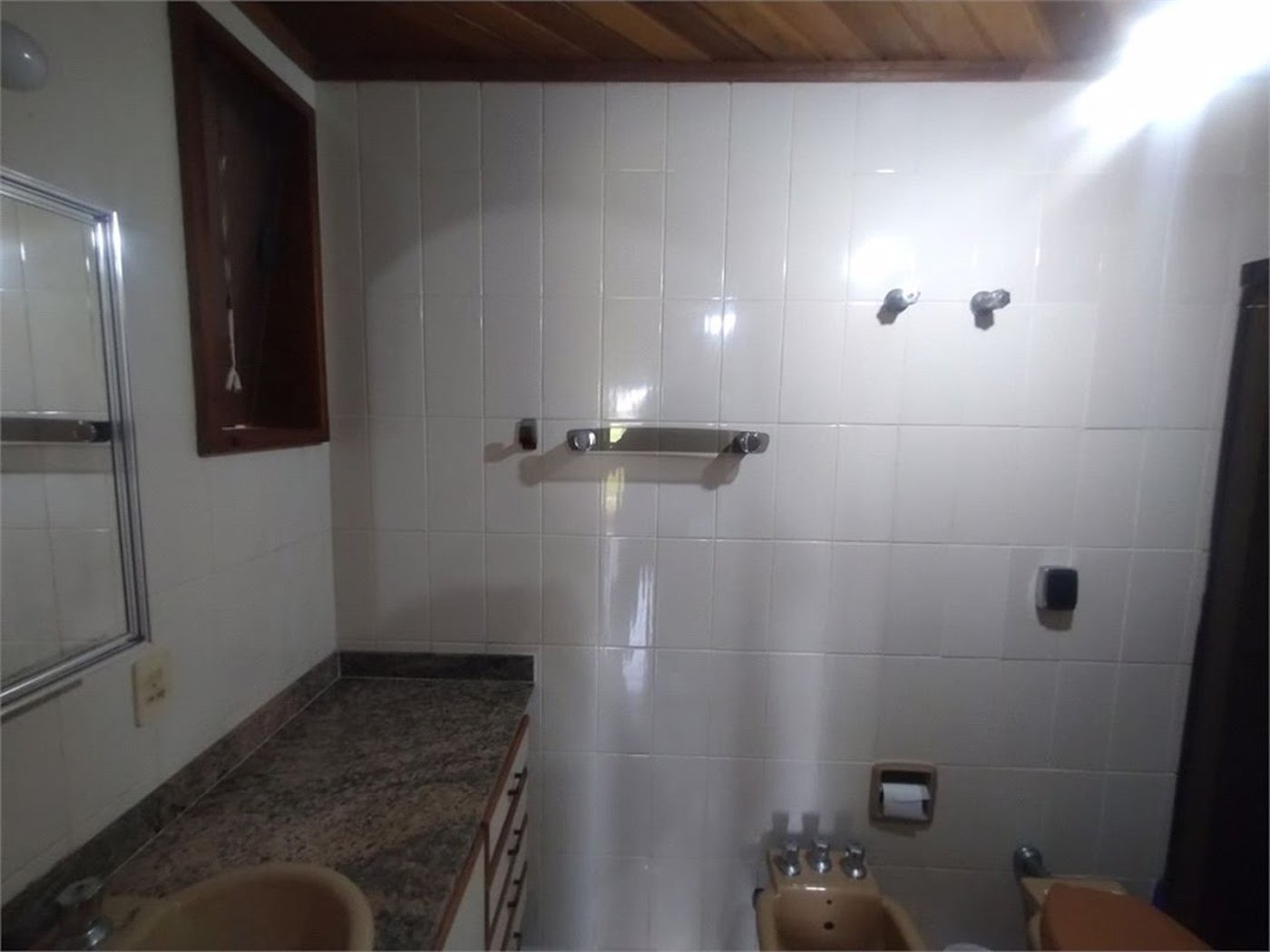 Apartamento com 4 dormitórios à venda, 145 m² por R$ 900.000,00 - Jardim das Conchas - Guarujá/SP