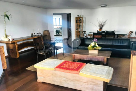 Apartamento à venda com 4 quartos, sendo 2 suítes, em Cerqueira César, São Paulo, SP