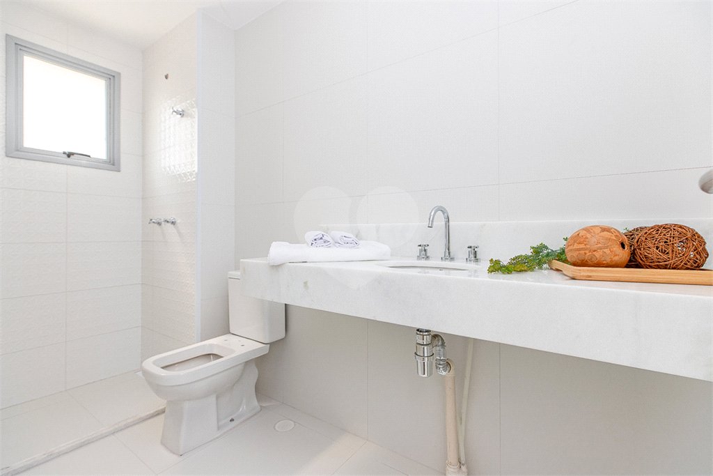Apartamento à venda com 3 suítes em Jardim Marajoara, São Paulo, SP