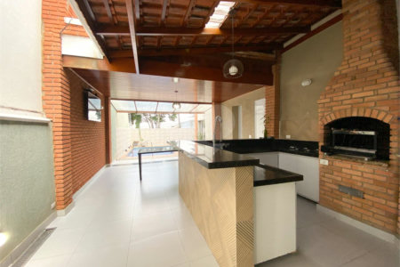 Casa à venda com 3 quartos, sendo 1 suíte, em Santana, São Paulo, SP