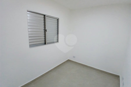 Casa à venda com 3 quartos, sendo 1 suíte, no condomínio Res Saint Honoré, São Paulo - SP
