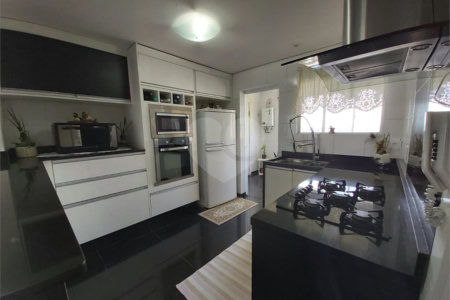 Apartamento à venda com 3 quartos, sendo 2 suítes, em Vila Andrade, São Paulo, SP