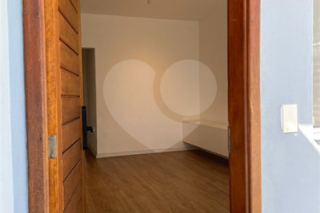 Casa à venda com 3 quartos, sendo 1 suíte, no condomínio Villaggio DI Itaici, Indaiatuba - SP