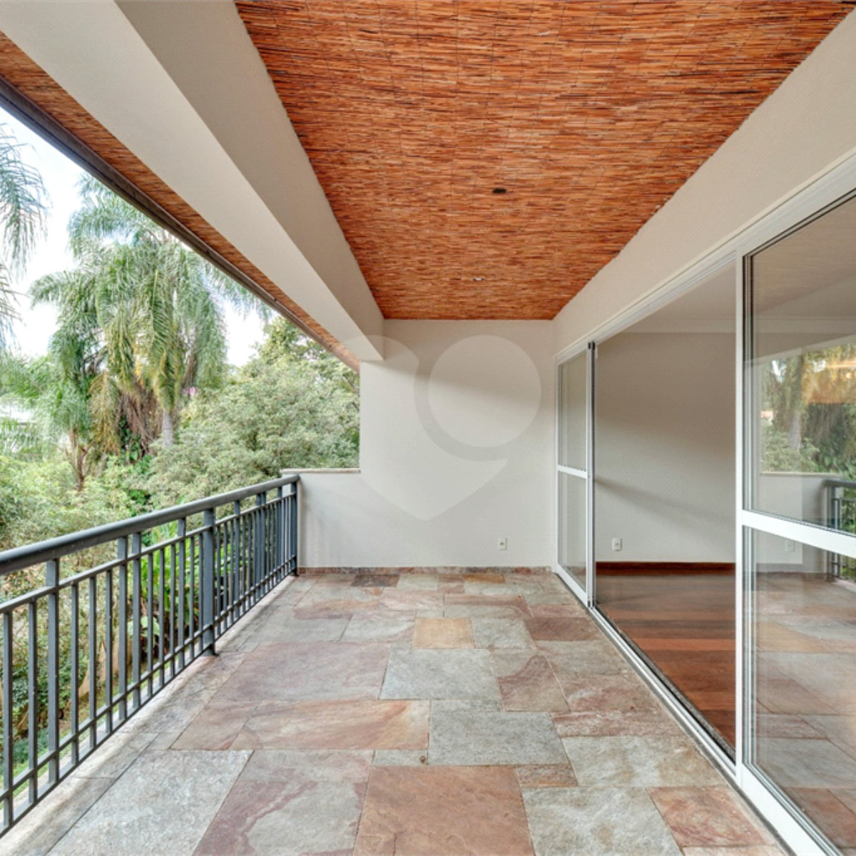 Casa de Vila à venda ou para alugar com 3 suítes em Alto da Boa Vista, São Paulo, SP