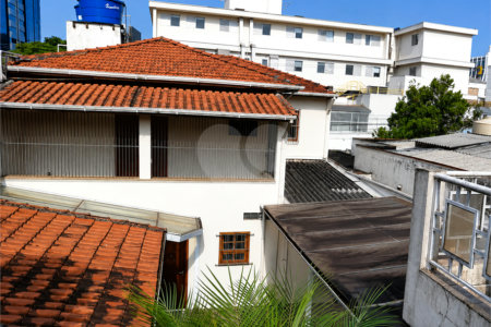 Sobrado à venda com 3 quartos, sendo 1 suíte, em Jardim do Mar, São Bernardo do Campo, SP